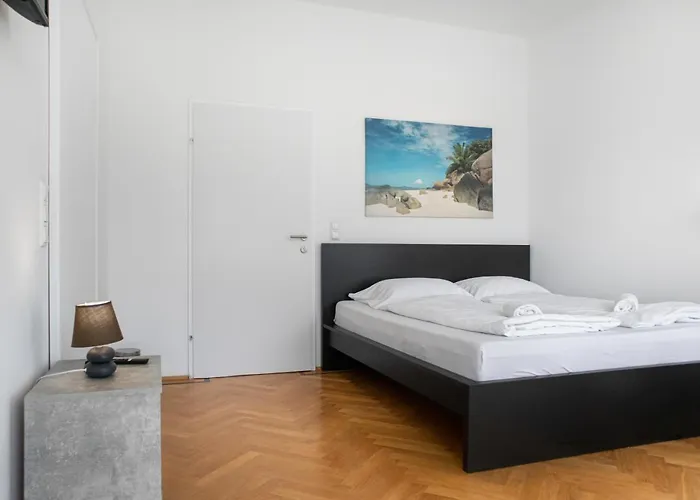 Apartamento Private In Spacious 7-bedroom Near Hauptbahnhof Viena