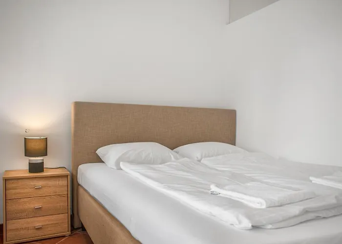 Apartamento Private In Spacious 7-bedroom Near Hauptbahnhof