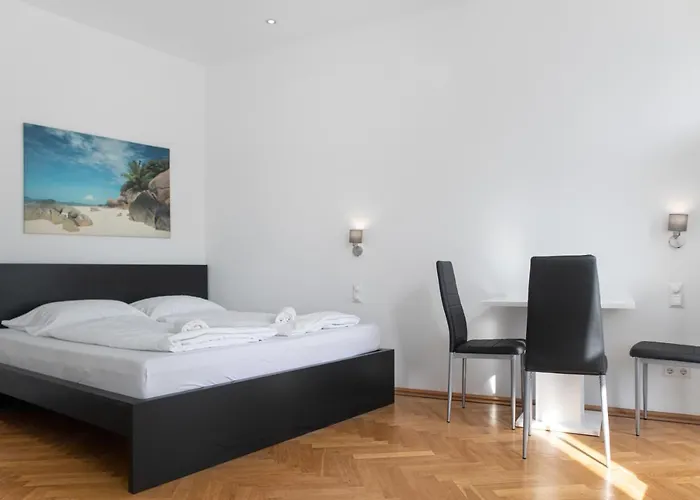 דירה Private In Spacious 7-bedroom Near Hauptbahnhof וינה