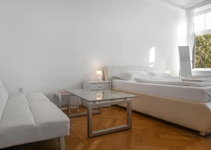 Private In Spacious 7-bedroom Near Hauptbahnhof Apartamento *