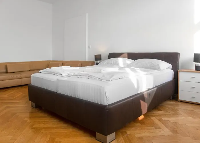 Διαμέρισμα Private In Spacious 7-bedroom Near Hauptbahnhof Βιέννη