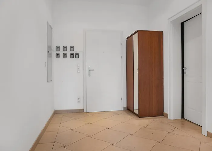 Διαμέρισμα Private In Spacious 7-bedroom Near Hauptbahnhof Βιέννη